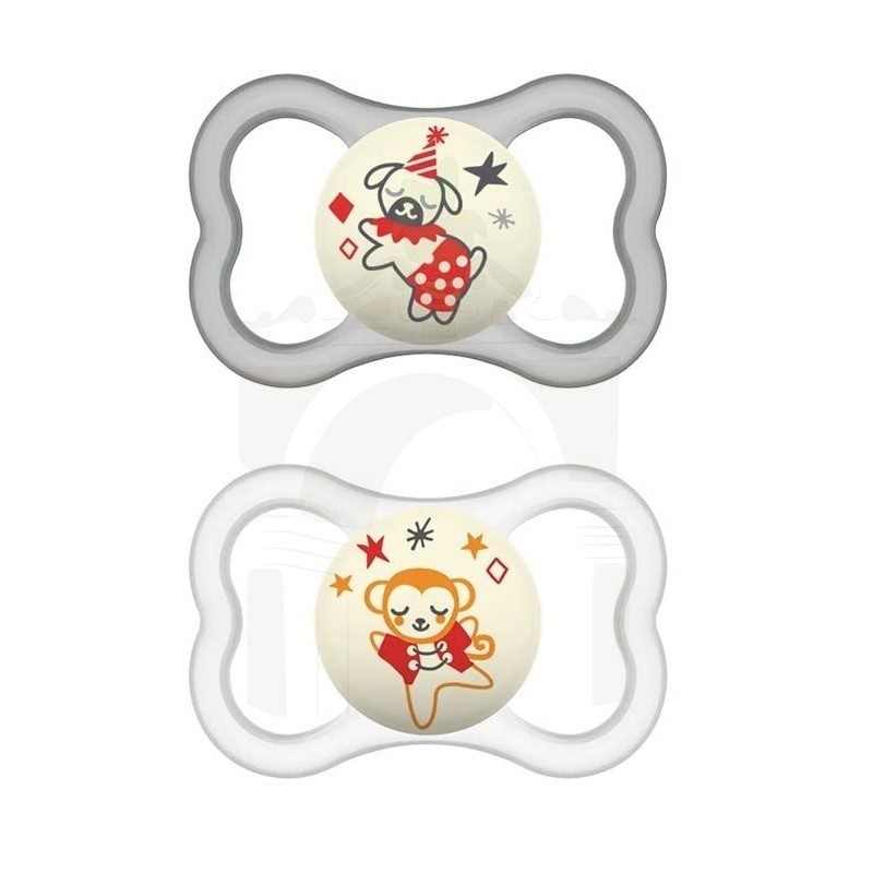  MAM Mini chupetes de aire (paquete de 2), chupete de piel  sensible MAM de 0 a 6 meses, el mejor chupete para bebés amamantados,  chupetes unisex (los diseños pueden variar) : Bebés